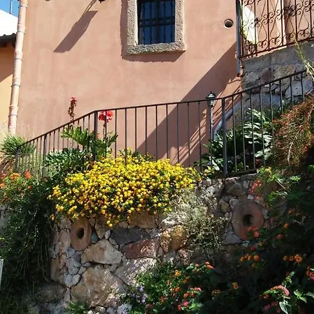Casa La Rocca Сasa de vacaciones