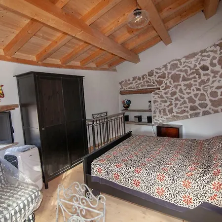 Casa La Rocca Holiday home Forza d'Agro