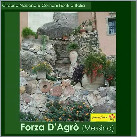 Casa La Rocca * Forza dʼAgro