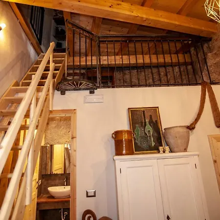 Casa La Rocca * Forza dʼAgro