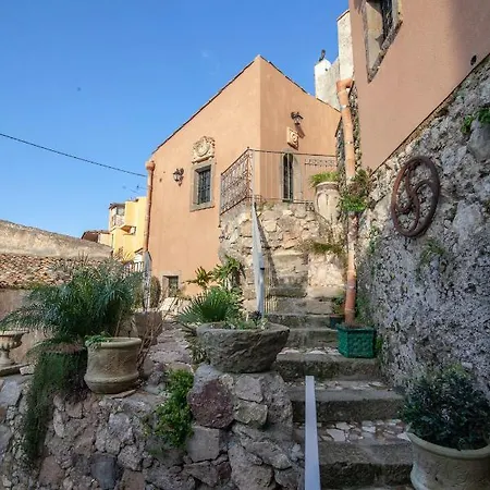 Σπίτι διακοπών Casa La Rocca Forza dʼAgro